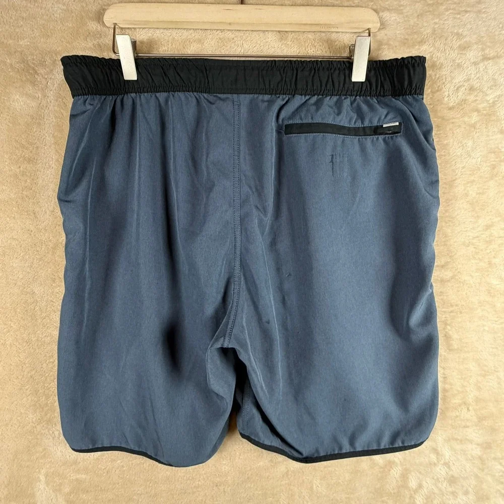 Vuori Men's Athletic Shorts‎ Blue Elastic Waist Drawstring Pockets Size XL
